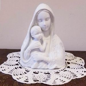 Vintage Madonna and Child Nightlight